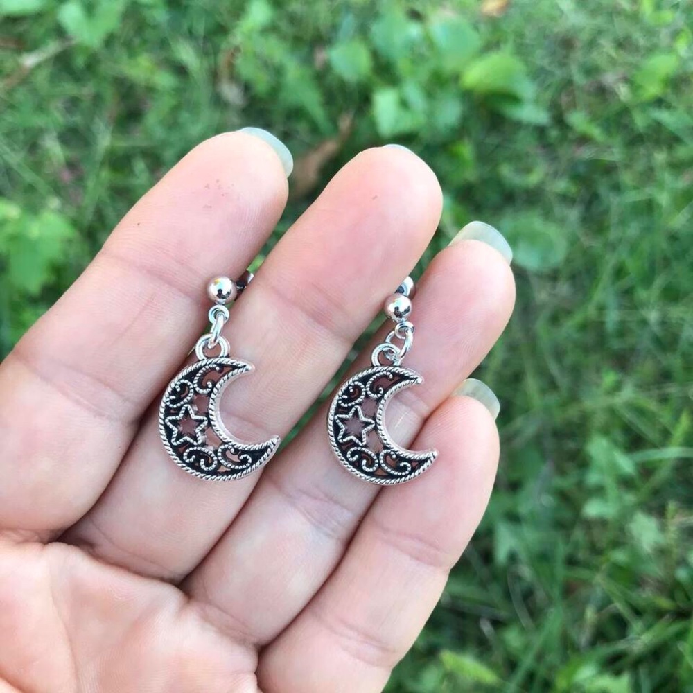 Handmade celestial earrings - Picture 4 of 5